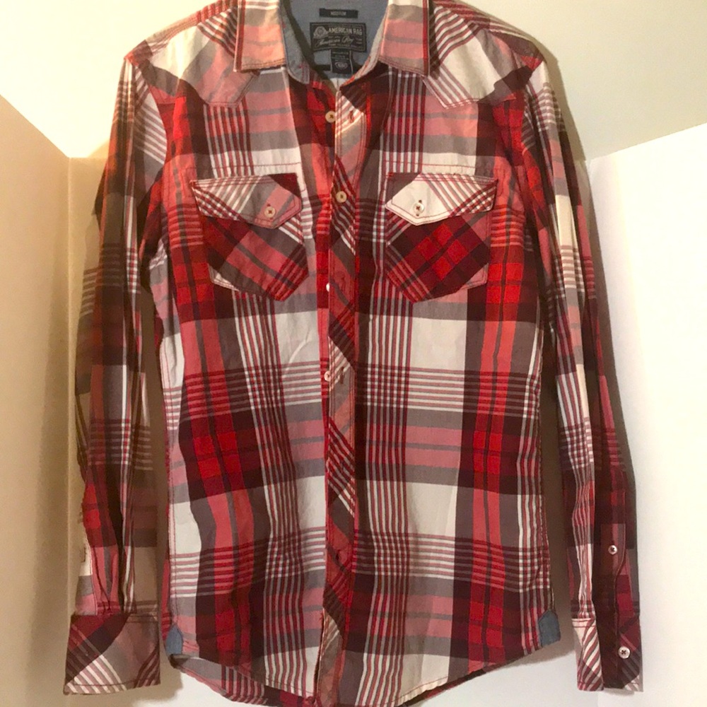 American Rag Cowgirl button down top size M sleeve red white plaid fisherman